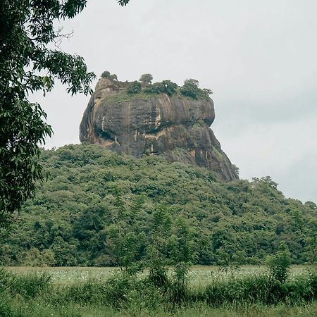 Lakmal Homestay ,10 Minutes To Sigiriya Rock Екстериор снимка