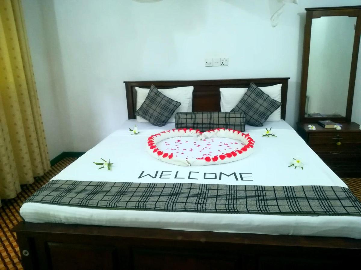 Lakmal Homestay ,10 Minutes To Sigiriya Rock Екстериор снимка