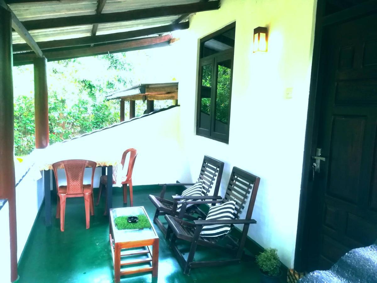 Lakmal Homestay ,10 Minutes To Sigiriya Rock Екстериор снимка