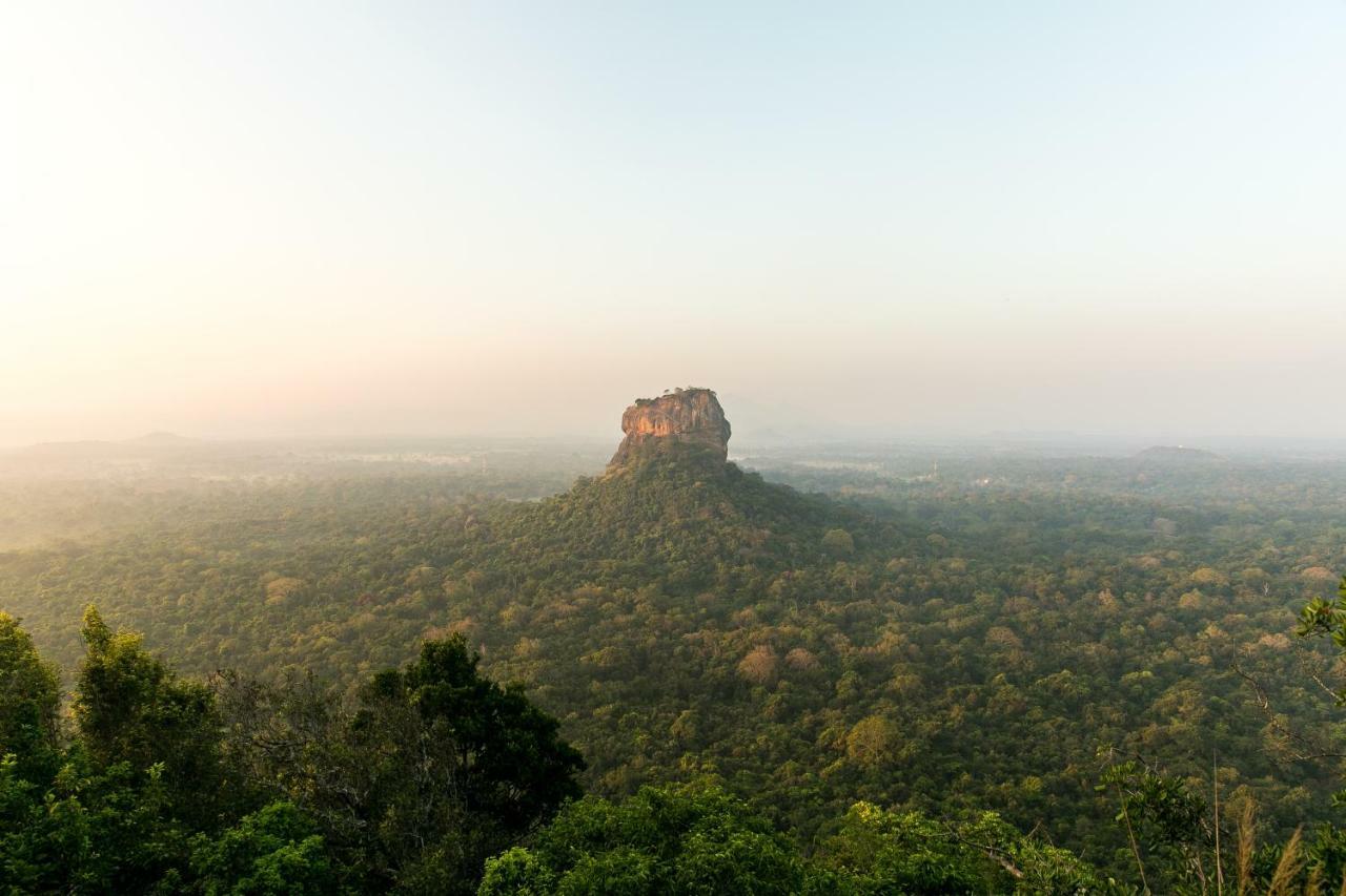 Lakmal Homestay ,10 Minutes To Sigiriya Rock Екстериор снимка